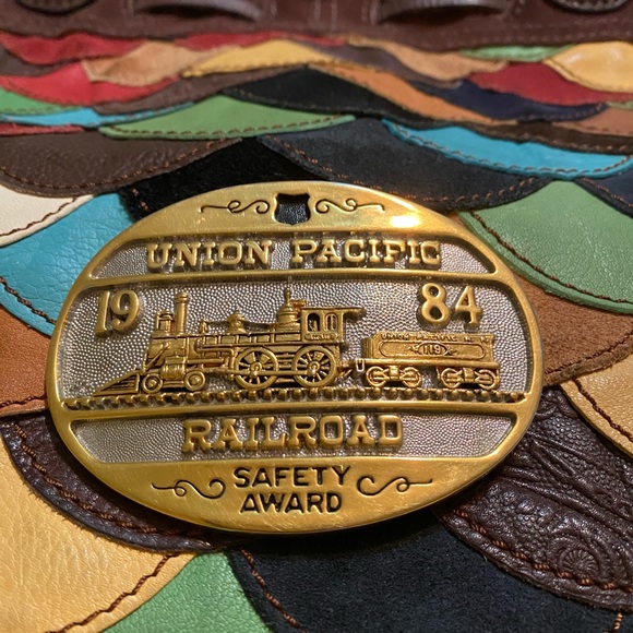 Authentic Vintage Union Pacific Railroad Employee Buckle - Picture 2 of 5